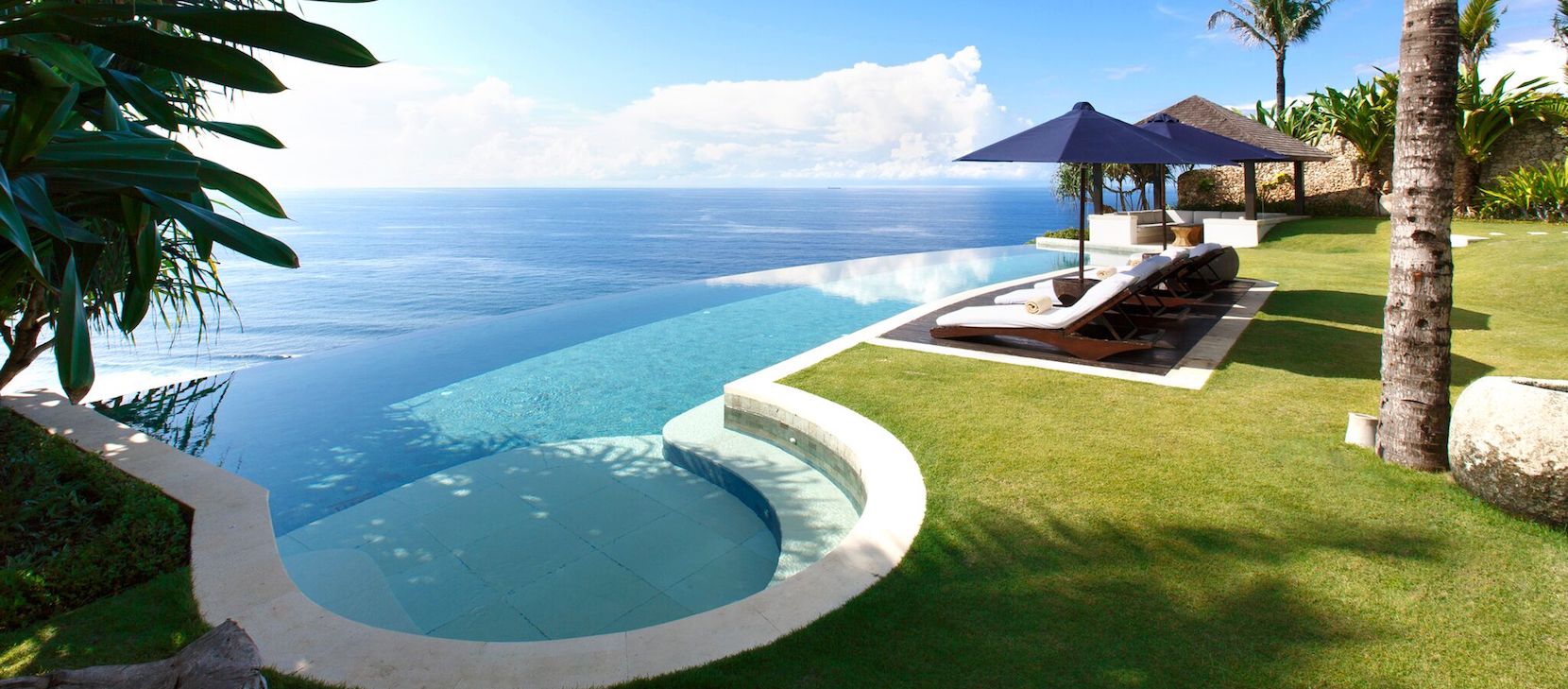 The Ungasan Clifftop Resort / Bali 